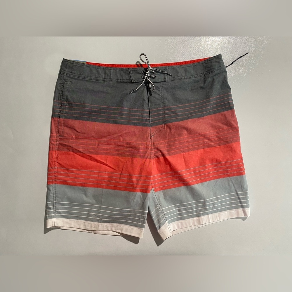 NEW SIZE 38 Men's Goodfellow & Co Boardshorts Cotton Polyester Black & Red